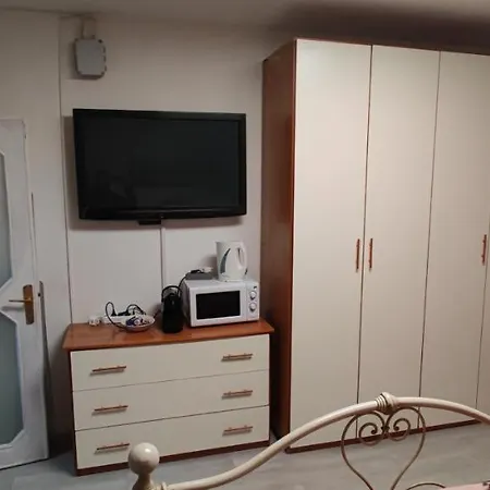 Apartment Very Quiet Studio, Old Town *