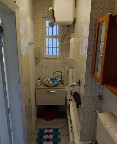 Very Quiet Studio, Old Town Apartment *