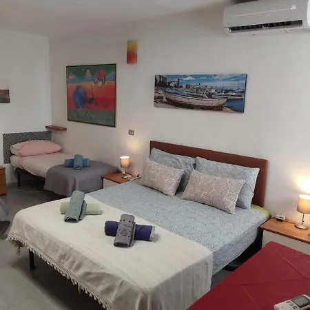 Super Studio, No Noise, Near Seaside, Shops Апартаменти *