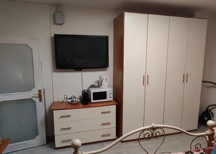 דירה Very Quiet Studio, Old Town *